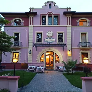 hotel-villa-regina-margherita.hotelinveneto.com/