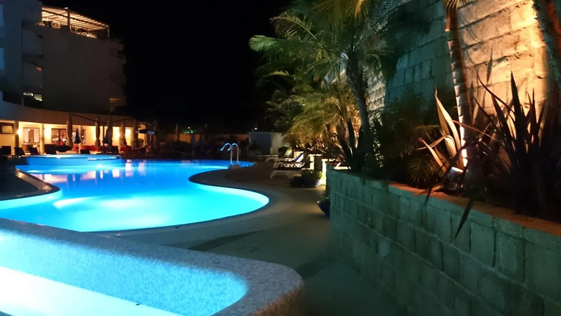 Cefalu Sea Palace