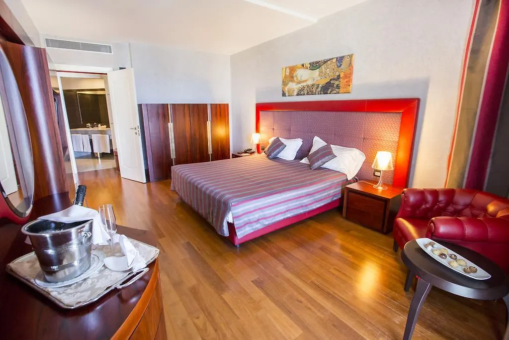 Cefalu Sea Palace